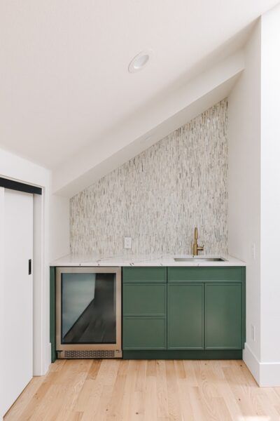 Kitchen cabinets