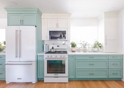 Fresh colors in this Bonney Lake kitchen